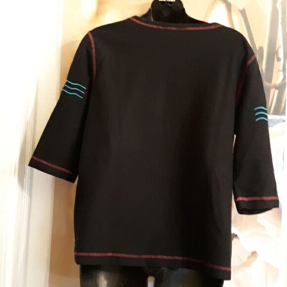 Onque Casuals design black top - Picture 5 of 8